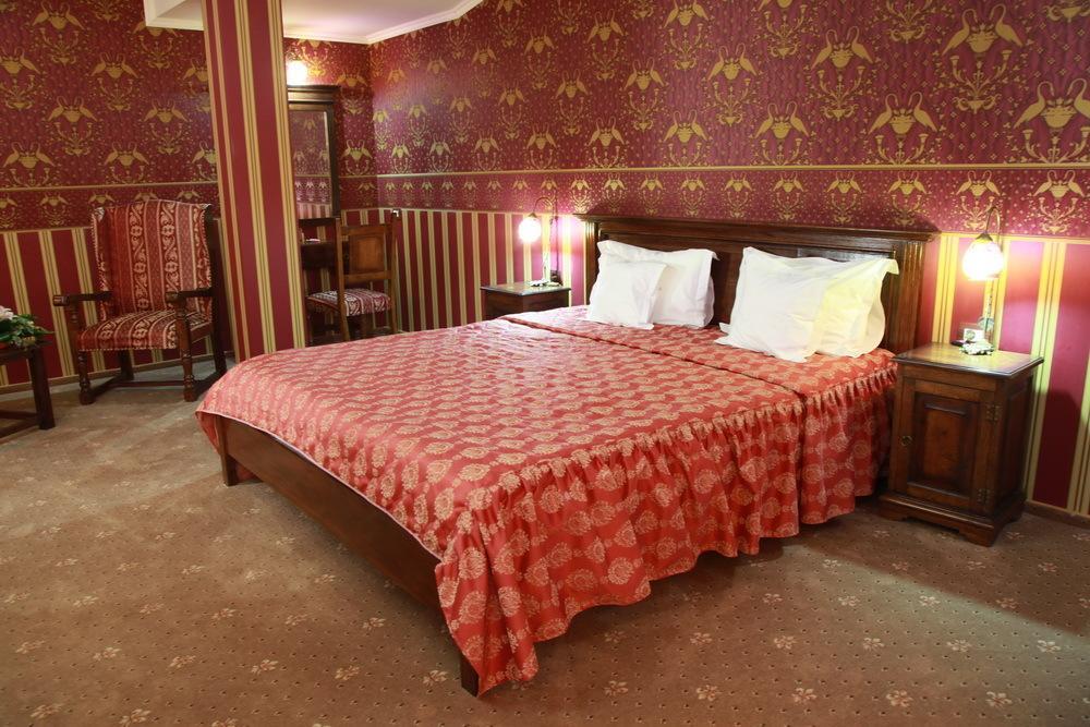 Hotel Majestic ยาช ห้อง รูปภาพ